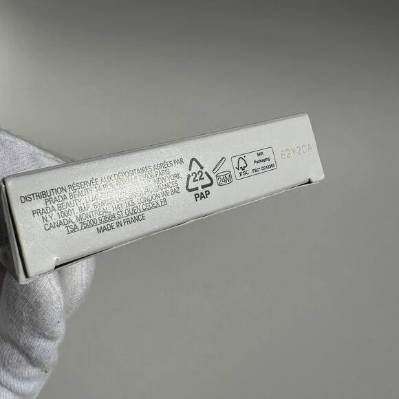 Prada Dimensions Multi Effect Eyeshadow Quad Refillable Compact 02 Profusion NIB - Picture 12 of 12